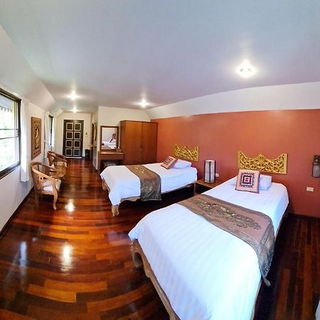Hotel Siblanburi Resort Mae Hong Son Buitenkant foto