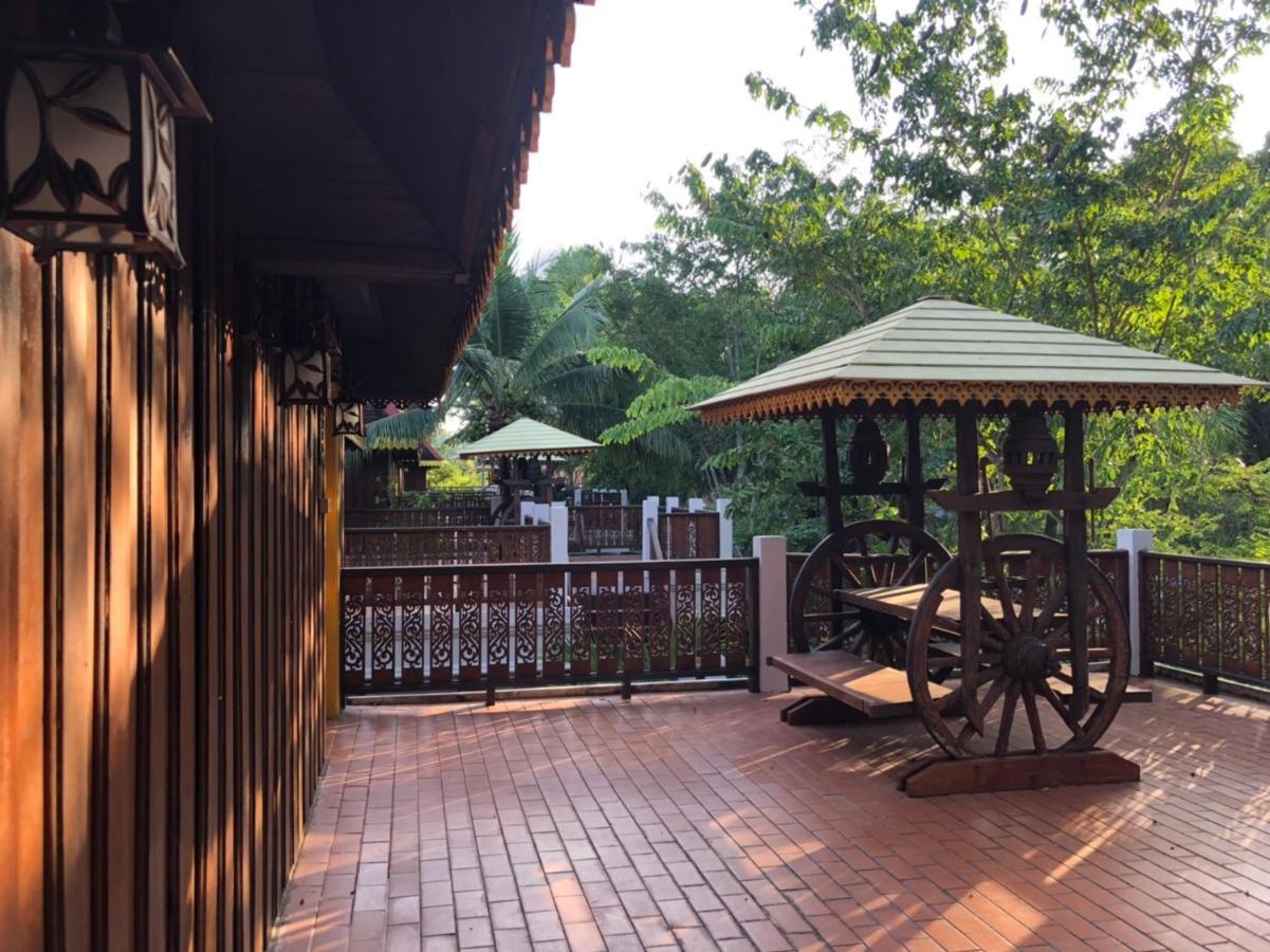 Hotel Siblanburi Resort Mae Hong Son Buitenkant foto
