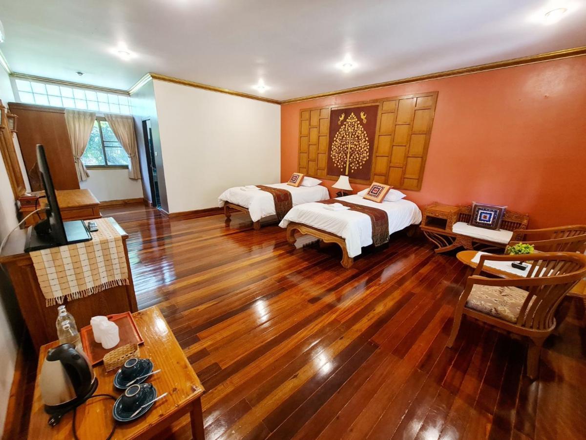 Hotel Siblanburi Resort Mae Hong Son Buitenkant foto