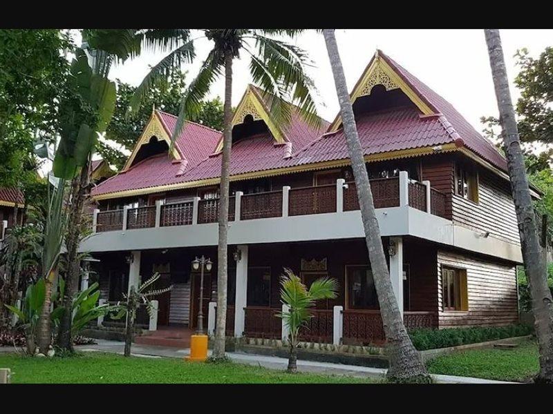 Hotel Siblanburi Resort Mae Hong Son Buitenkant foto